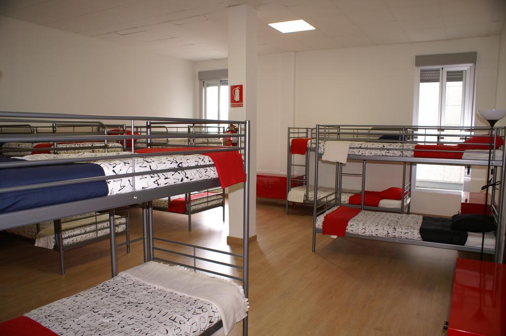 Grelo Hostel Ourense Chambre photo